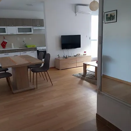 Appartement Delta Lux *